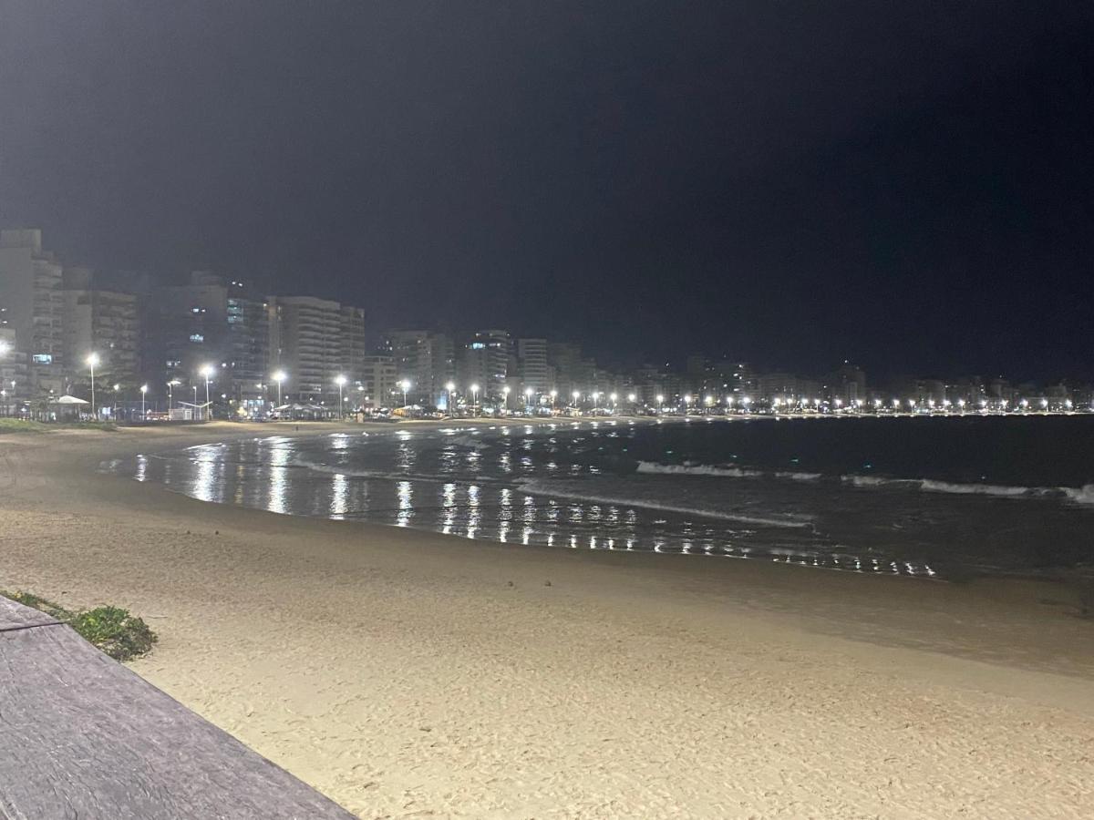 Suite Mar 210 - Economica E Compacta - Praia Do Morro - Predio Frente Mar Com Elevador, Atravessou A Avenida, Ja Esta Na Praia - Garagem - Internet Guarapari Luaran gambar