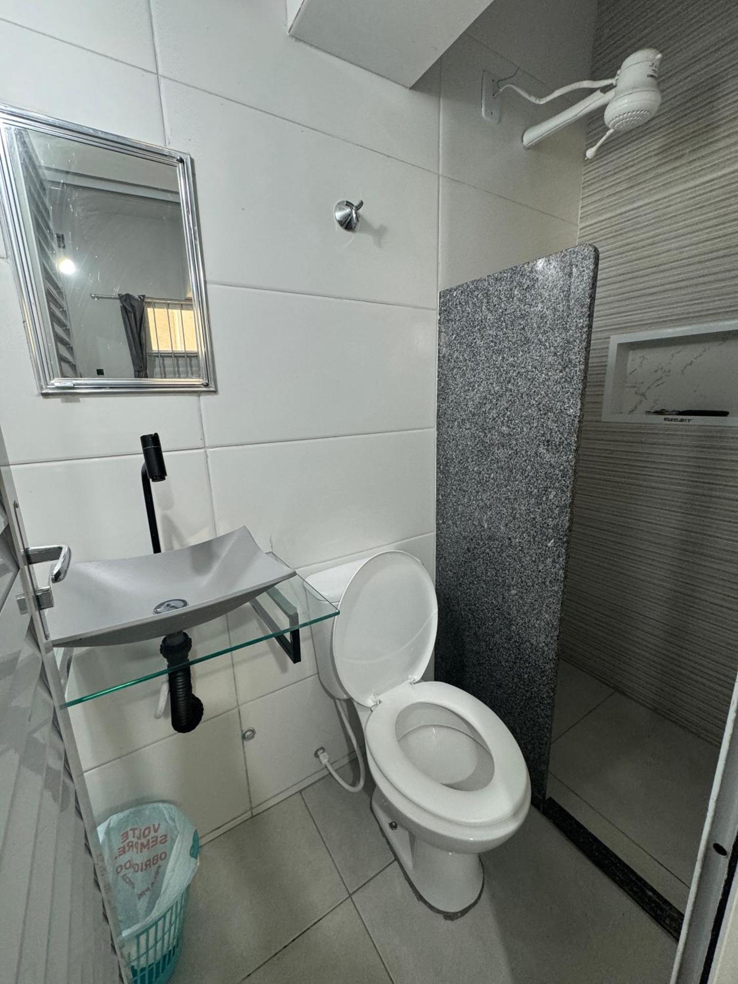 Suite Mar 210 - Economica E Compacta - Praia Do Morro - Predio Frente Mar Com Elevador, Atravessou A Avenida, Ja Esta Na Praia - Garagem - Internet Guarapari Luaran gambar